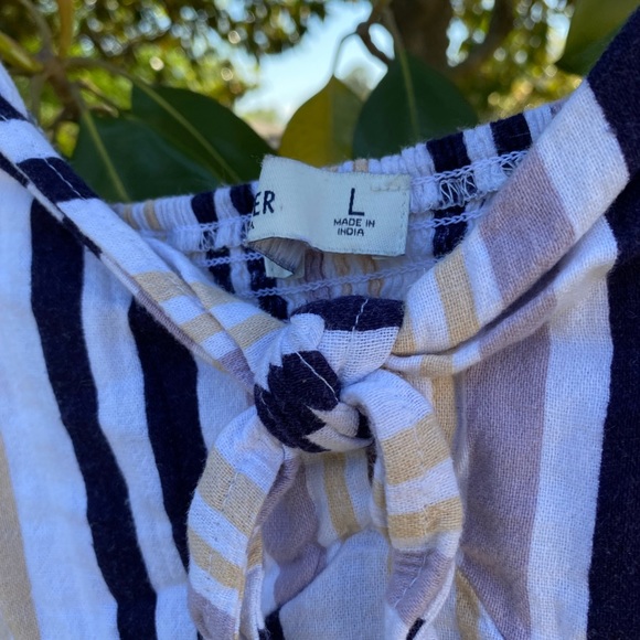 Summer Stripe Crop Top - Picture 10 of 13